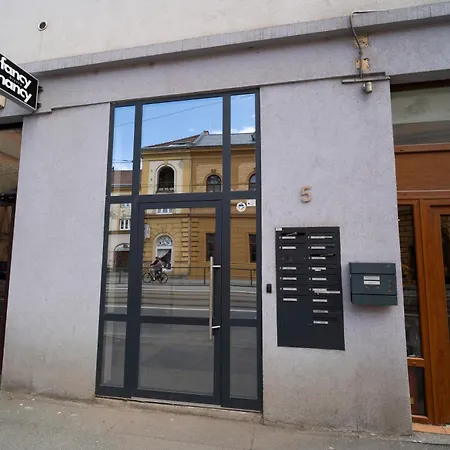 Apartment Old Town With Free Parking & Ac Košice